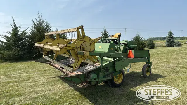 1978 John Deere 800