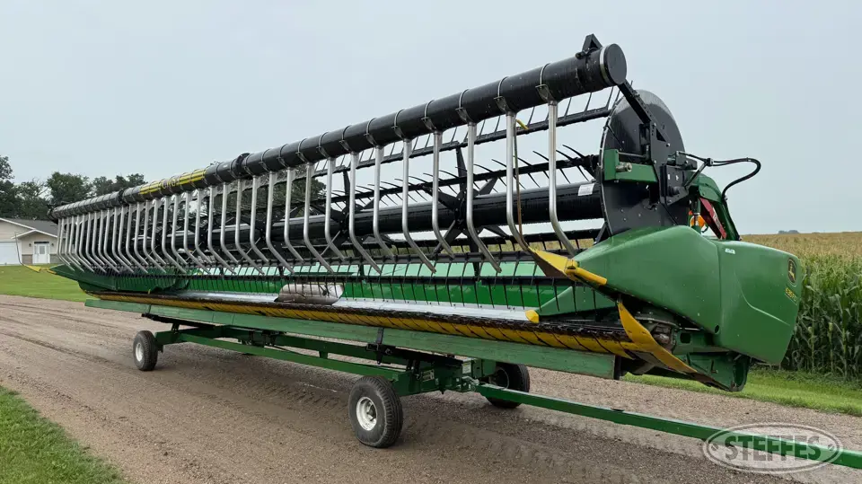 2018 John Deere 635FD Draper Head