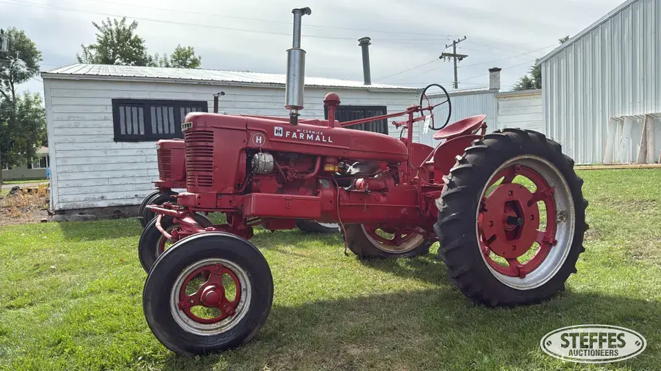 1939 Farmall H Collectible Tractor