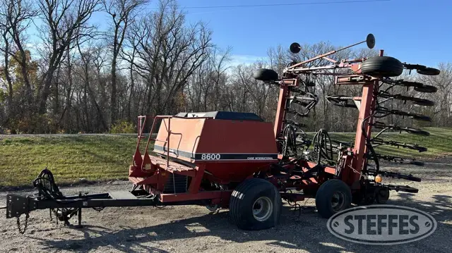 Case IH 8600
