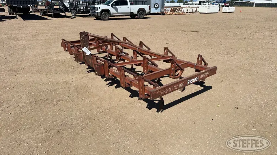 White 385 Field Cultivator