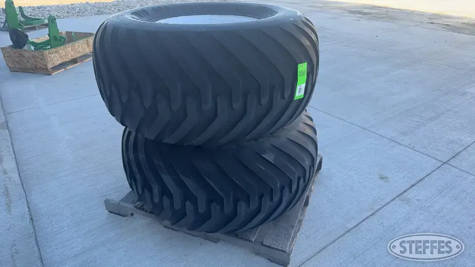 (2) Trelleborg Twin 404 560/60R22.5IMP Tires Tractor-Implement Tire
