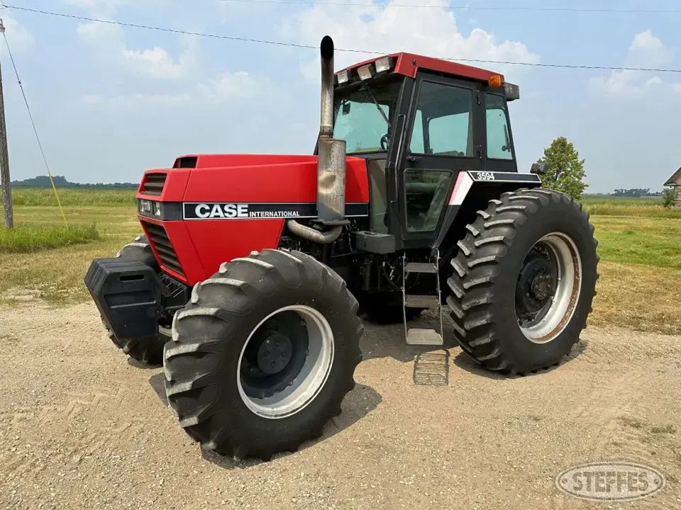 1986 Case IH 3594 MFWD Tractor