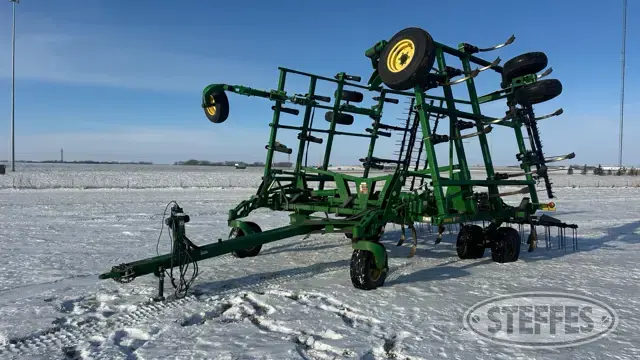 2017 John Deere 2410