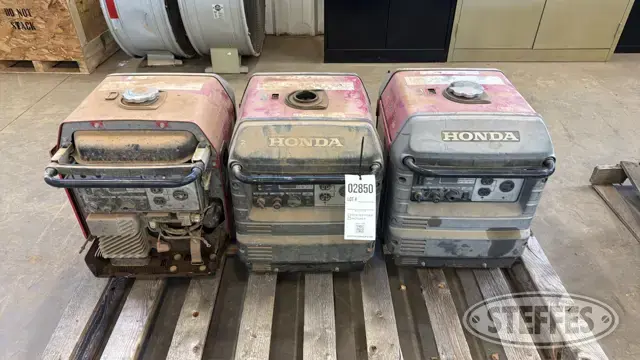 (3) Honda EU3000is