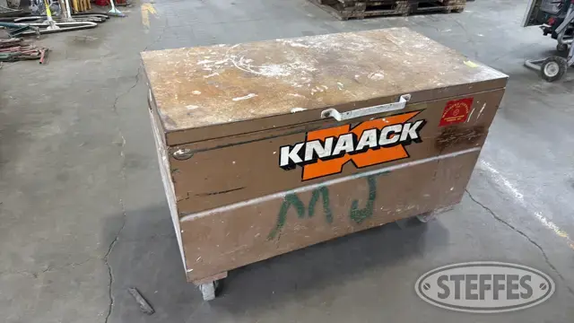 Knaack