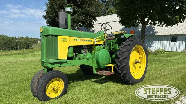 John Deere 630
