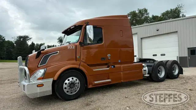 2014 Volvo VNL