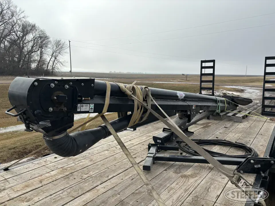 Unverferth Belted Conveyor