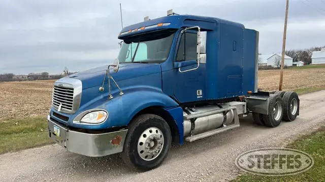 2001 Freightliner Columbia