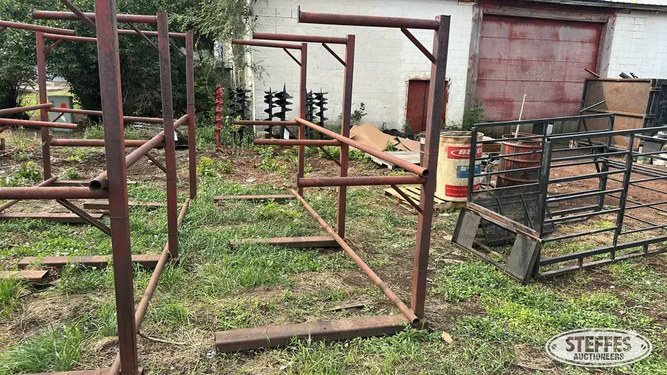 Metal rack Storage and Bench