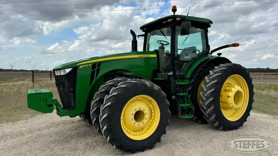 2014 John Deere 8370R MFWD Tractor