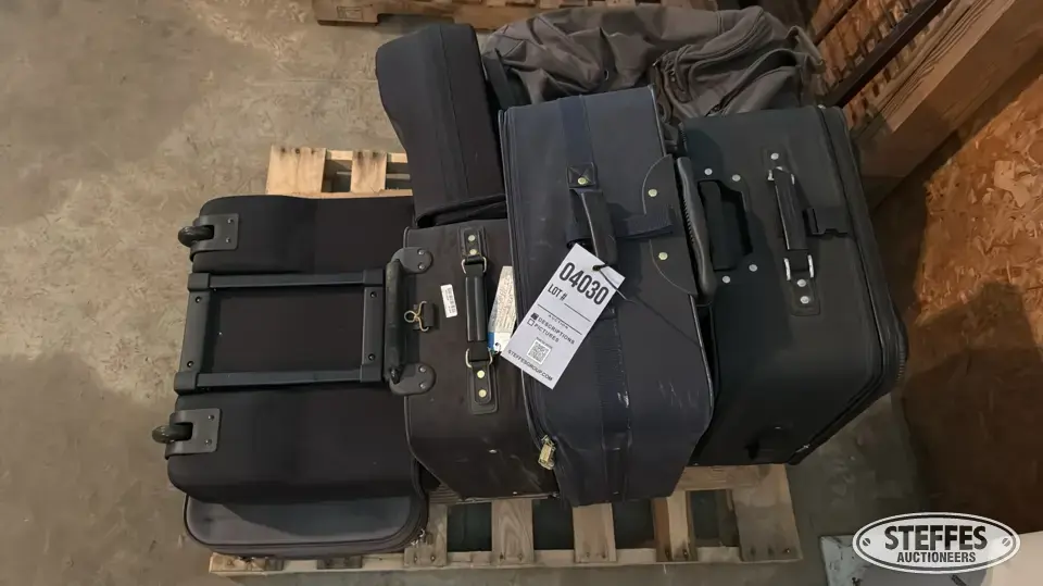 Suitcases & duffel bags Personal Property