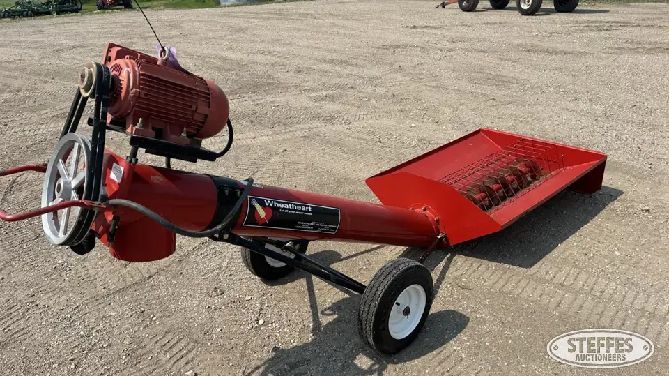 Wheatheart jump auger Transfer-Jump Augers and Conveyor