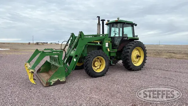 1990 John Deere 4455