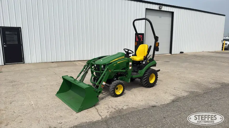 2020 John Deere 1025R MFWD Tractor