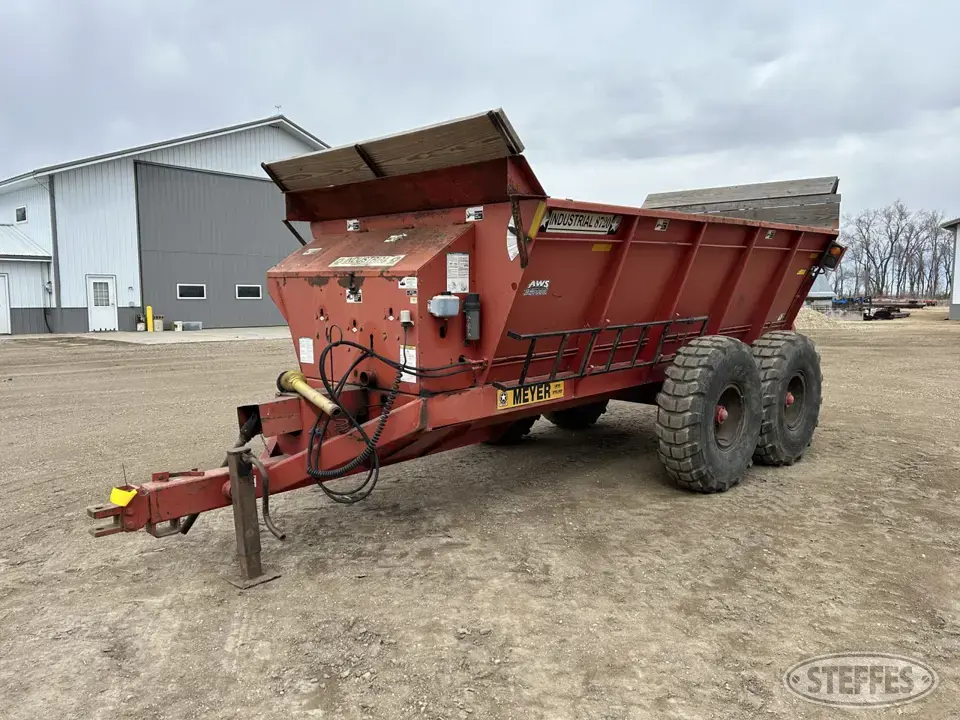 Meyer 8720 Manure Application Equipment