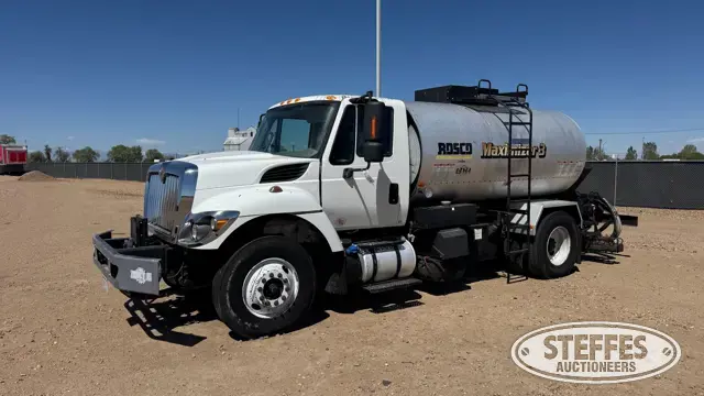 2017 International 7300 SFA