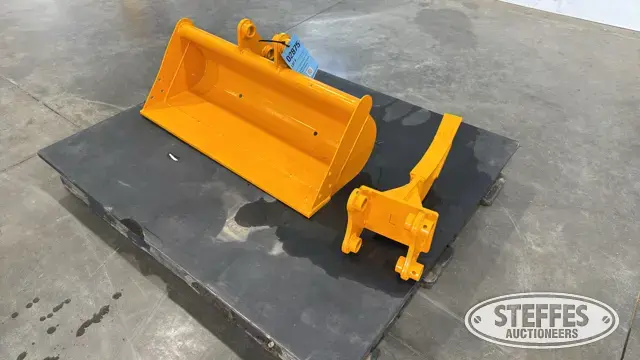Mini-excavator attachments