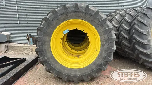 (4) Michelin Agribib 520/85R46 tires