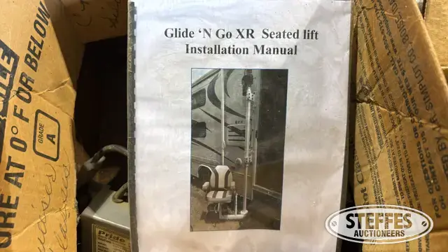 Glide 'N Go XR seated lift