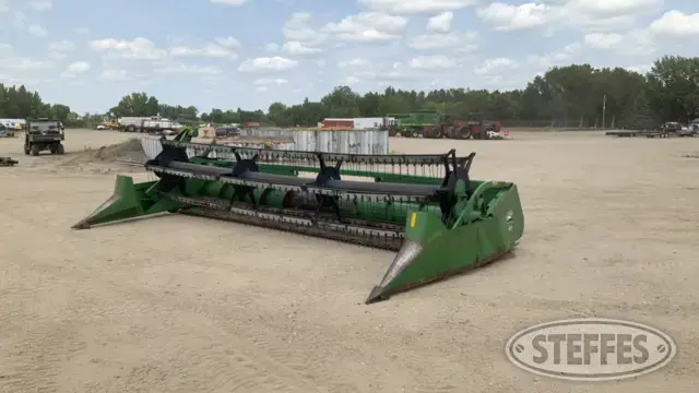 John Deere 220