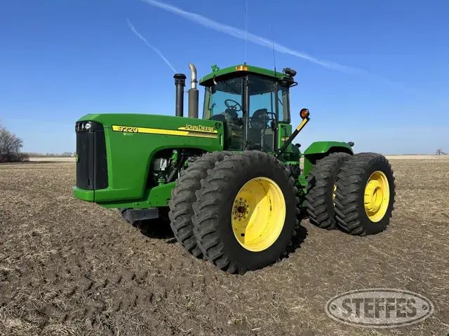 2005 John Deere 9220