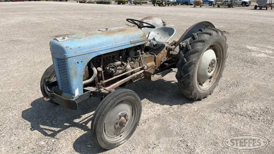 1950 Ferguson TO-30 2WD Tractor