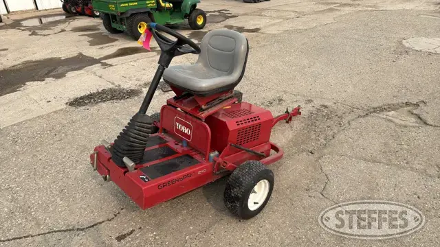 2014 Toro GreensPro 1240