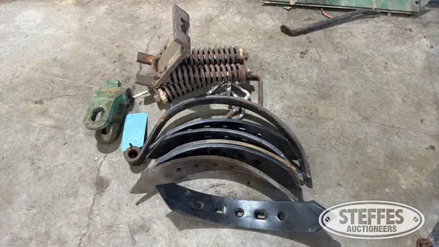 Chisel plow parts
