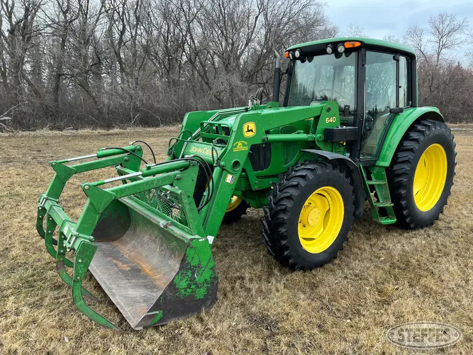 2003 John Deere 6420 MFWD Tractor