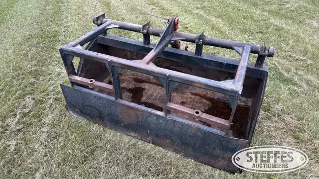 Skid steer grapple bucket