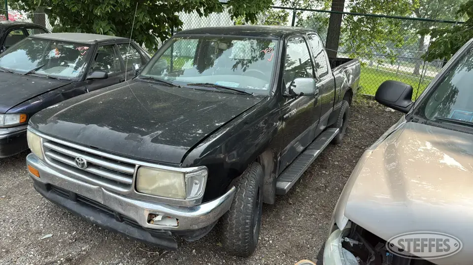 1997 Toyota T100 DX Half Ton Pickup