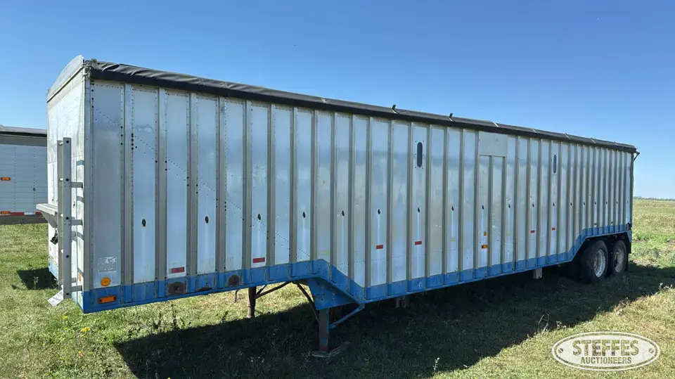 1979 Corn Belt Mfg. Hopper Bottom Trailer