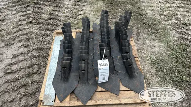 (58) John Deere knock-on sweeps