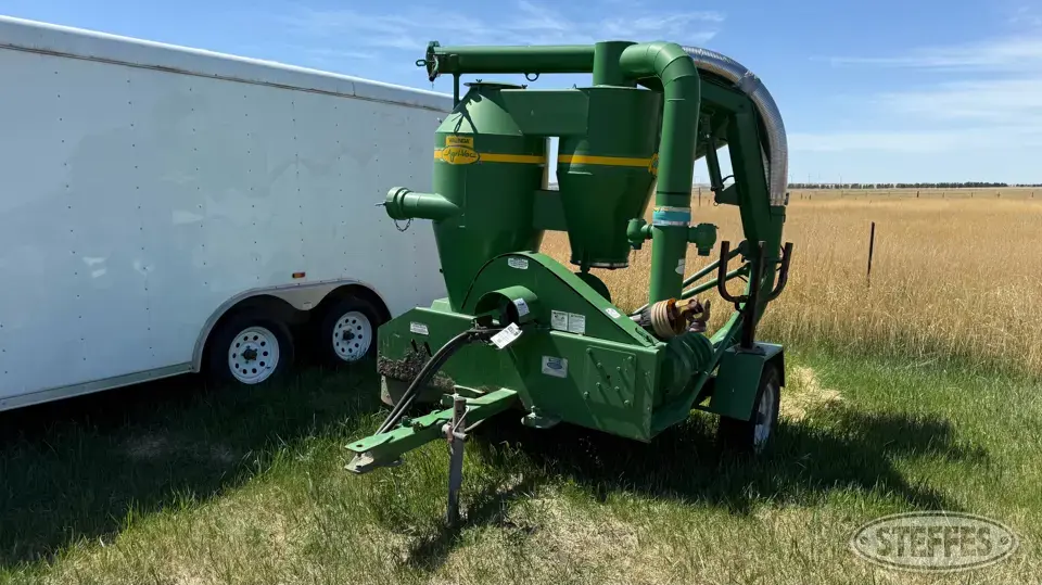 2005 Walinga Agri-Vac 6614 Pneumatic Grain Equipment