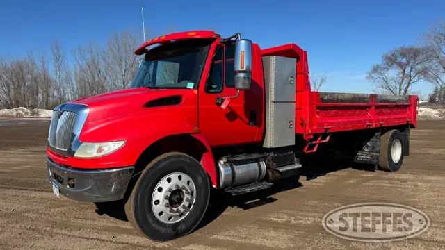 2006 International 4400