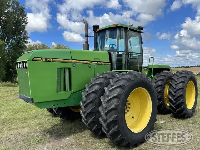 1995 John Deere 8870