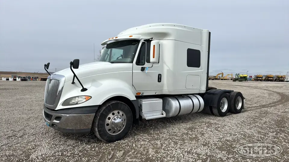 2016 International ProStar+ Conventional Truck with Sleeper