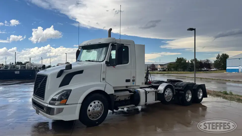 2017 Volvo VN Conventional Truck without Sleeper