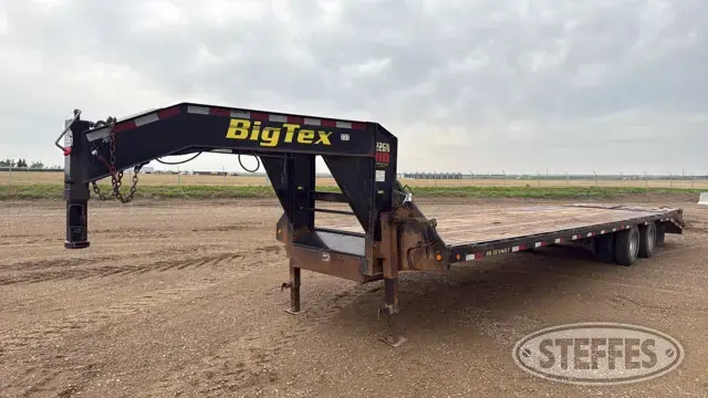 2019 Big Tex 22GN-28BK+5MR