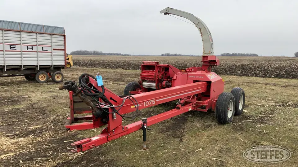 Gehl 1075 Forage Harvester Head
