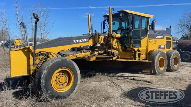 2012 Volvo G946B
