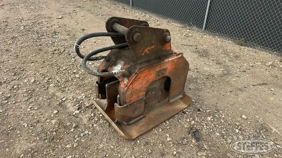 NPK C6C Excavator Attachment