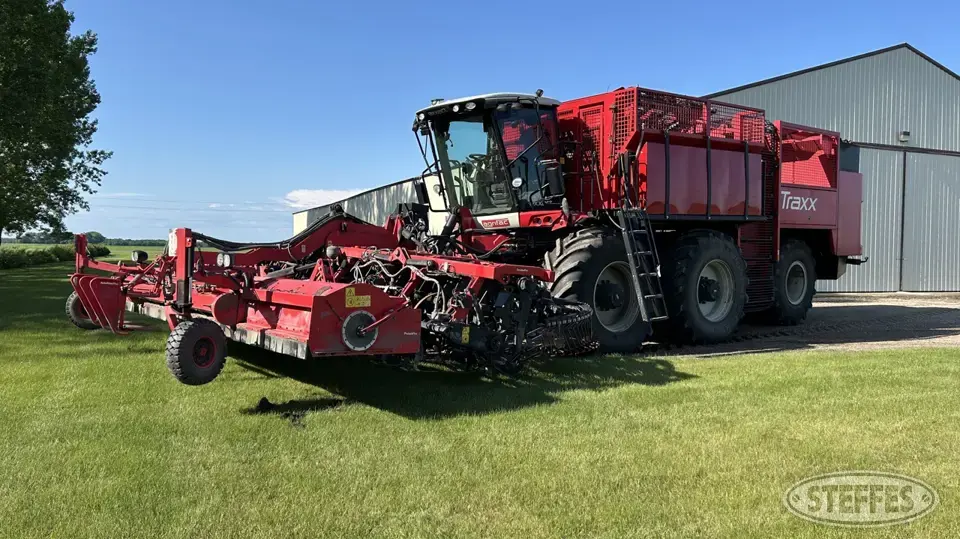 2016 AgriFac Hexx Traxx Sugarbeet Harvester