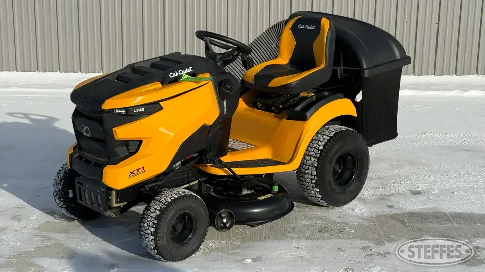 2024 Cub Cadet LT42 Lawn Tractor