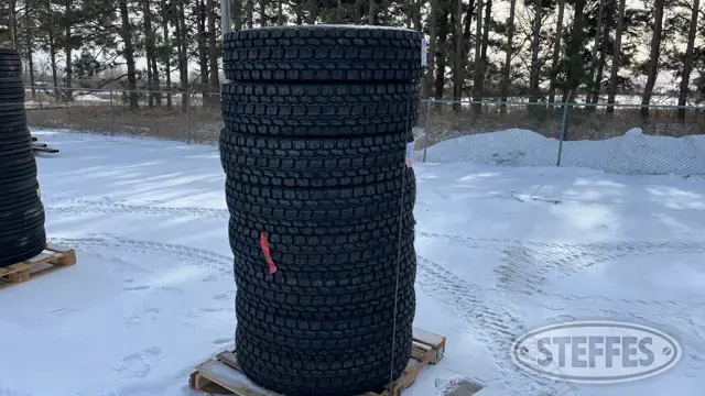 (8) Kapsen 11R22.5 tires
