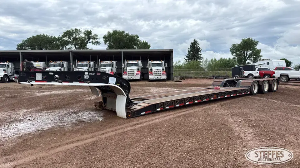 2007 Fontaine TA51H 60 51-ton Lowboy Trailer