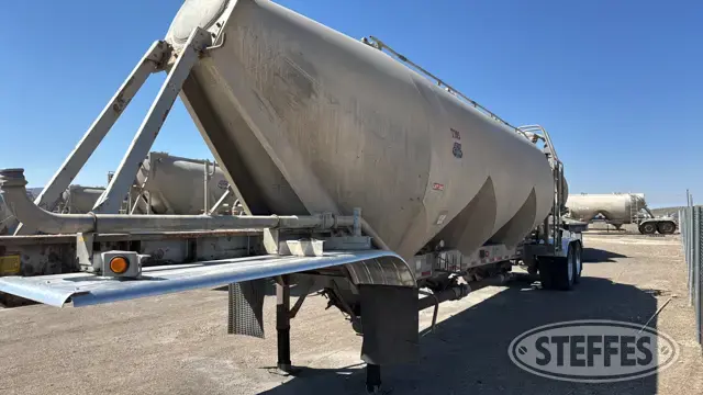 2005 LBT 1,200 cu. ft.