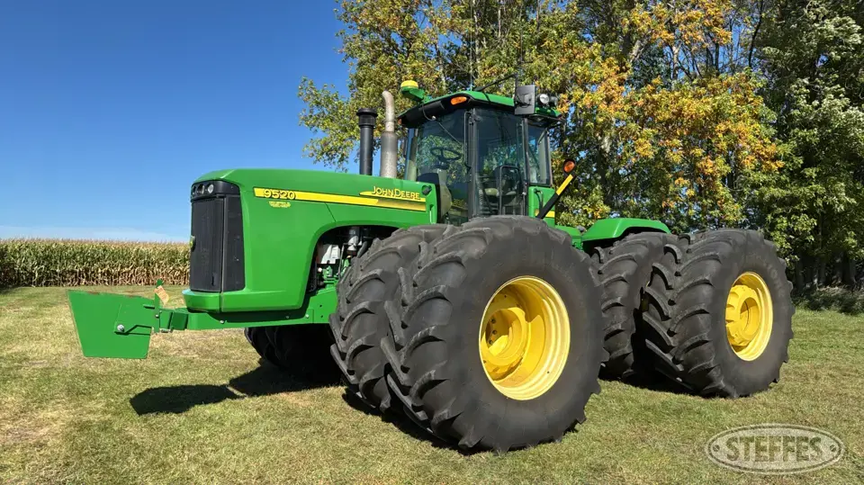 2006 John Deere 9520 4WD Tractor
